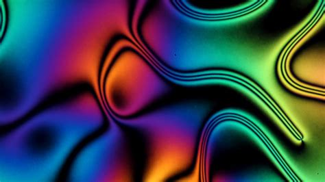 Inspired by chameleons, scientists use liquid crystals to create color-changing materials ...