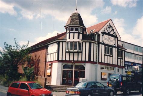 Picture House in Uckfield, GB - Cinema Treasures