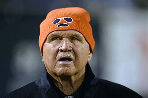 The Life And Career Of Mike Ditka (Story)