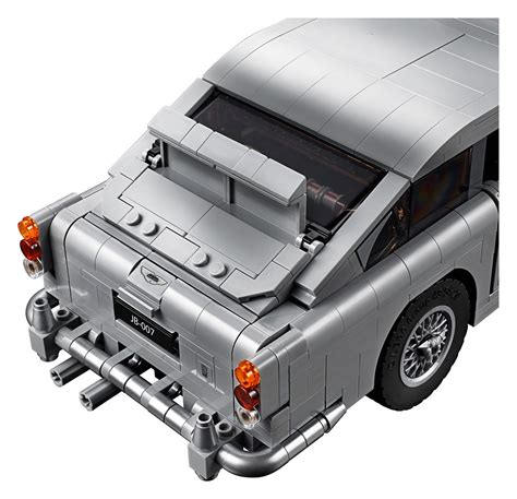 The Official LEGO James Bond Aston Martin DB5 Looks Fantastic