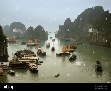 Ha Long Bay - Vietnam Stock Photo - Alamy