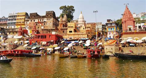 Dashashwamedh Ghat Varanasi (Entry Fee, Timings, Best time to visit ...