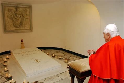 Benedict XVI to be buried in first tomb of Pope John Paul II – EWTN Global Catholic Television ...