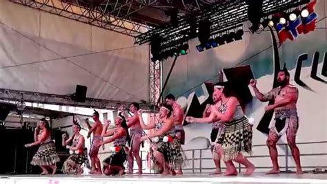 HINANA - Kapa Haka - Traditional Maori Music & Dance - YouTube