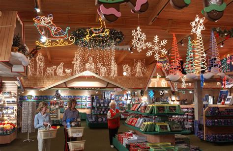 Bronner's CHRISTmas Wonderland | Frankenmuth, MI 48734