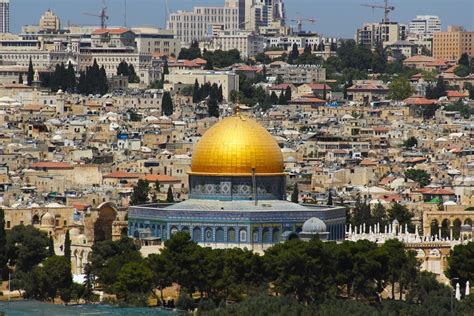 TRUMP RECOGNISES JERUSALEM AS ISRAEL\'S CAPITAL | Radio NewsHub