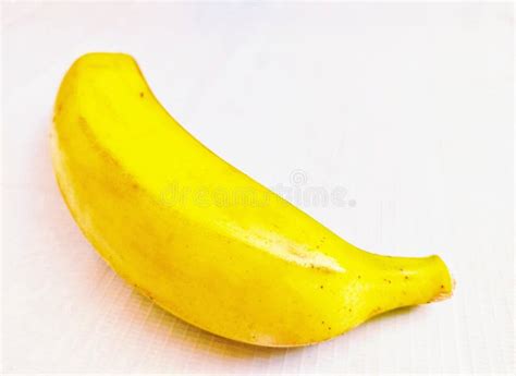 Single Banana Fresh Yellow Ripe Banana-fruit Kela Banana-fruit ...