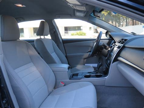 2016 Toyota Camry Hybrid: 78 Interior Photos | U.S. News