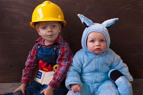 DIY Bob the Builder Halloween Costume for the Whole Family