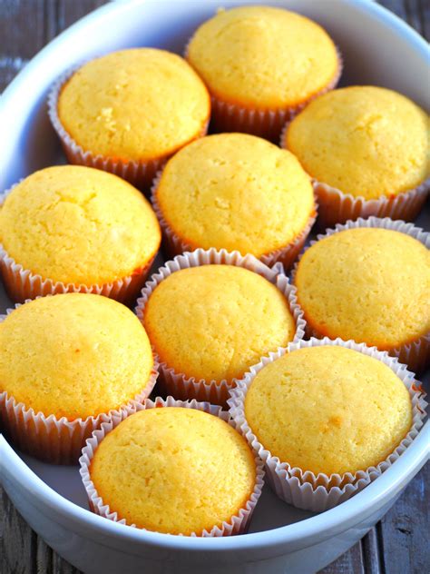 Cornbread Muffins | Woman Scribbles