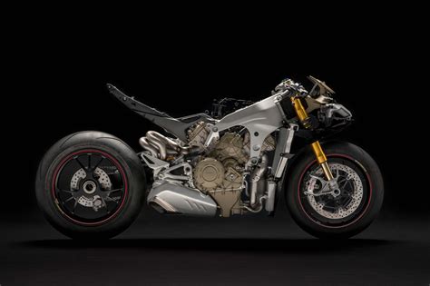 XXX: The Ducati Panigale V4 with Its Clothes Off - Asphalt & Rubber