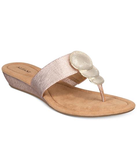 Alfani Women's Fleurr Wedge Sandals | Lyst