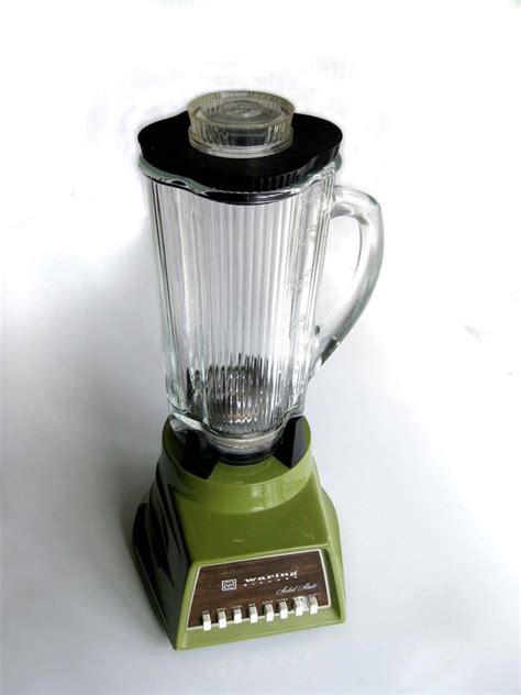 vintage blender by Waring model 1186 avocado green faux