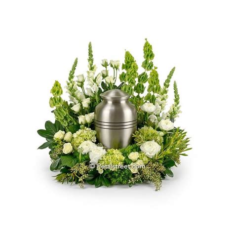 CREMATION FLOWERS 17 | Funeral floral arrangements, Urn arrangements ...