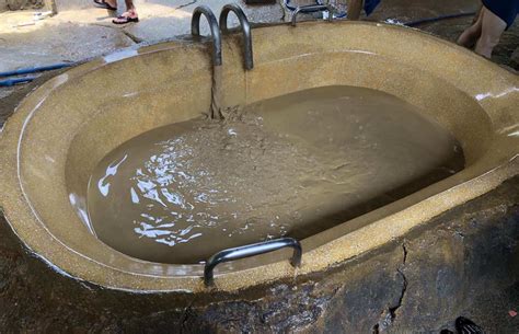 4 Great Places to Enjoy Mud Bath in Nha Trang, Vietnam | Travel Guide, Stories, and Reviews ...