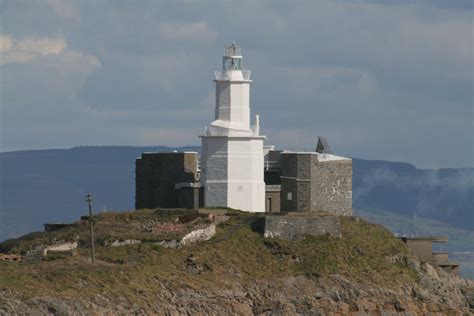 Mumbles Lighthouse (Swansea, 1794) | Structurae