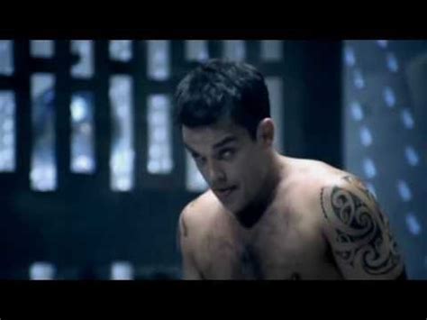 Robbie Williams - Rock DJ (Uncensored) The first song of his I heard ...