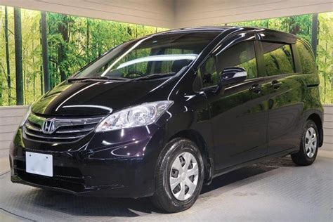 2012 Honda Freed Review | Topcar Kenya