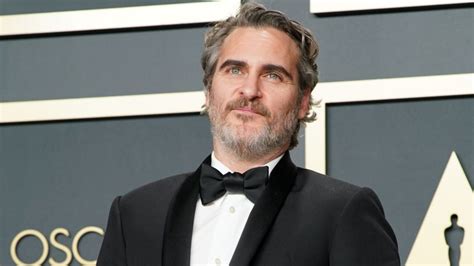 Joaquin Phoenix had enough of awards show pleasantries. So he turned ...