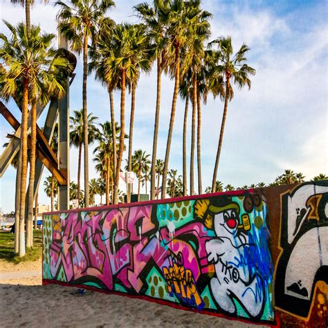 The Venice Art Walls Venice California | HilaryStyle