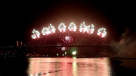 2018 Fireworks Bridge Hightlights - YouTube