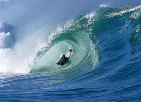 Surfing a Perfect Tube Wave at Waimea Bay Hawaii Editorial Photography ...