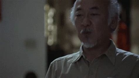 Miyagi Karatekid3 GIF - Miyagi Karatekid3 - Discover & Share GIFs