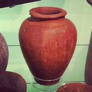 Burnished pottery vase from the tomb of King Qaa (Abydos, … | Flickr