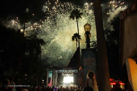 Fireworks at Disney's Hollywood Studios - The Rare Disney World Treat ...