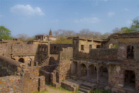 8 Largest Forts in Rajasthan You Must Visit | Trawell.in Blog