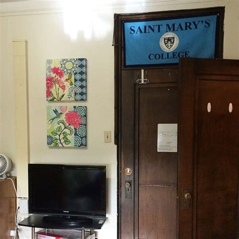 Her Campus Saint Mary's🔔 on Instagram: “A dorm room is never complete ...