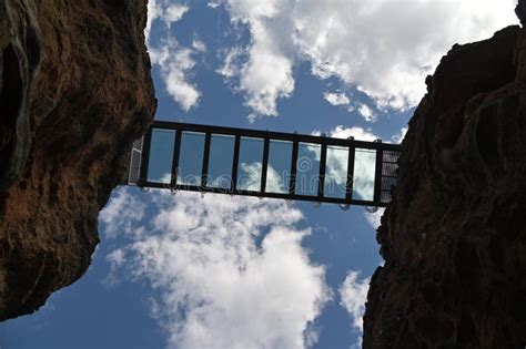 Empty Glass Bridge Cross Over Cobbold Gorge Queensland Australia Editorial Stock Image - Image ...