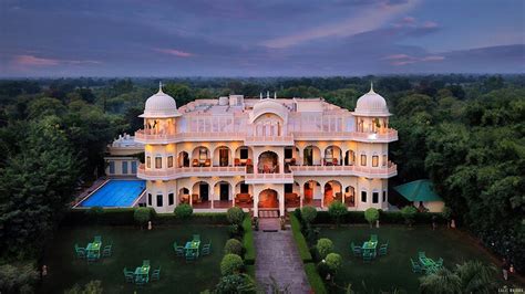 Best 5-Star Resorts in Ranthambore National Park