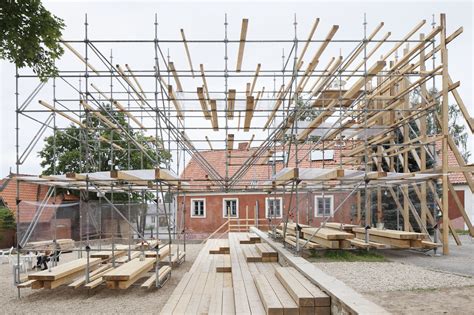 Public Spaces with Scaffolding: an Alternative in Emergency Situations ...