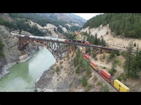 Simultaneous trains crossing the Fraser canyon at scenically stunning ...