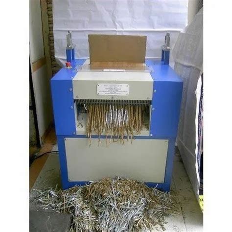 Paper Double Shaft Shredding Machines, Shredding Capacity: 1-500 kg/hr at Rs 125000 in Pune