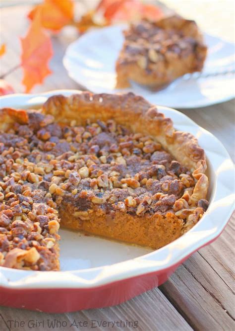 Streusel Topped Pumpkin Pie