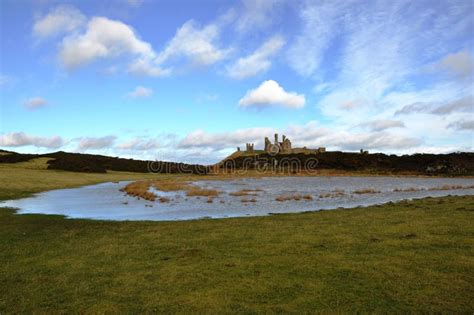 Dunstanburgh Castle Ruins in Northumberland Stock Photo - Image of ruin, historic: 38873420