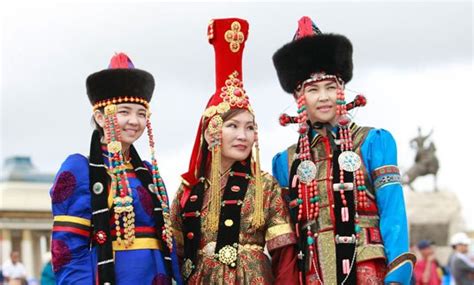 Who are Mongolians? > About Mongolian People > Mongolia Travel Guide