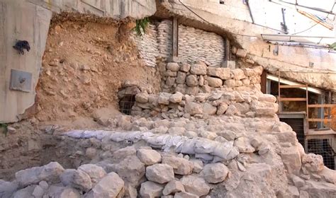 Archaeologists Find Section of First Temple-Period Jerusalem’s City Wall | Sci.News