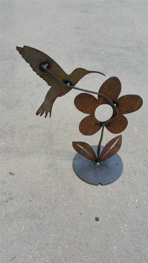 Metal hummingbird garden art