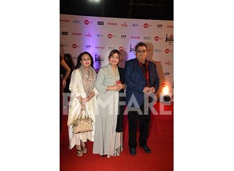 Kabir Bedi, Mukesh Bhatt, Subhash Ghai arrive with their families at the 62nd Jio Filmfare ...