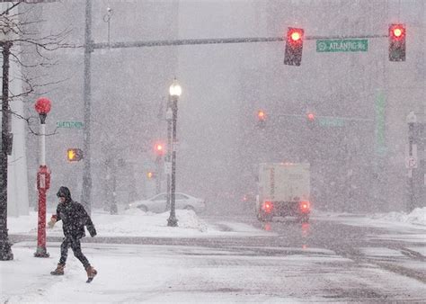 A major snowstorm and possible ‘bomb cyclone’ could hit Massachusetts this weekend; Why is there ...