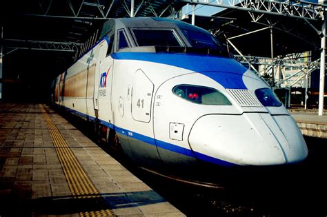 Korea Train eXpress (KTX): Seoul transport guide | Travelvui