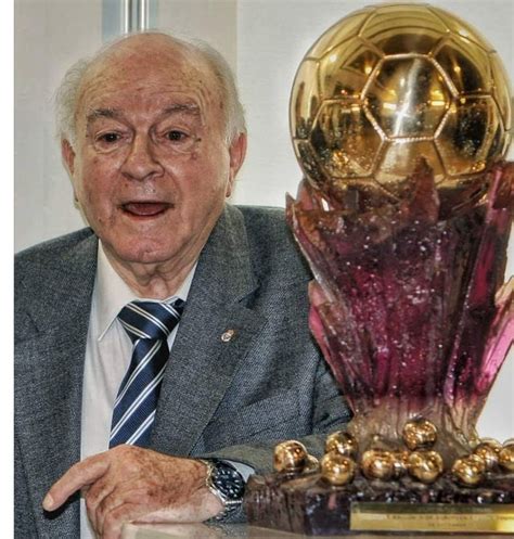 On this day , 30 years ago Alfredo Di Stefano won the Super Ballon d'Or. Alfredo di Stefano was ...