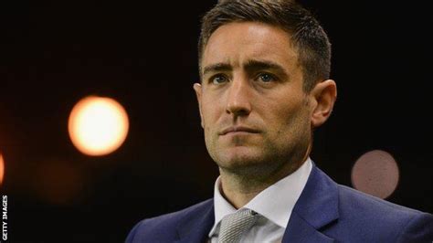 Oldham Athletic: Lee Johnson apologises to fans after Yeovil loss - BBC Sport