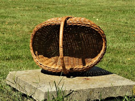 Vintage Wicker Basket, Large Farm Basket, Three Weave Centerpiece, Woven Wood Decoration, Flat ...