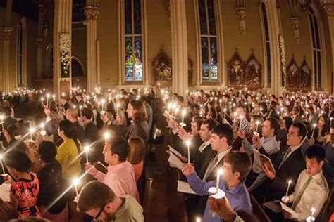 Holy Saturday: The Paschal Vigil Mass | 2017-04-15 | Events | Notre Dame Events | University of ...