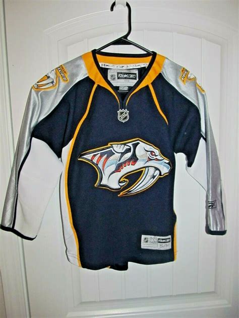 Nashville Predators Hockey jersey - Reebok Youth small / medium #Reebok #NashvillePredators ...