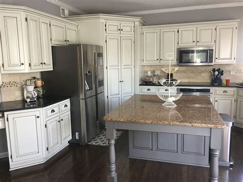 Steel Grey Granite With White Cabinets : Pin on Kitchen - Complementary ...